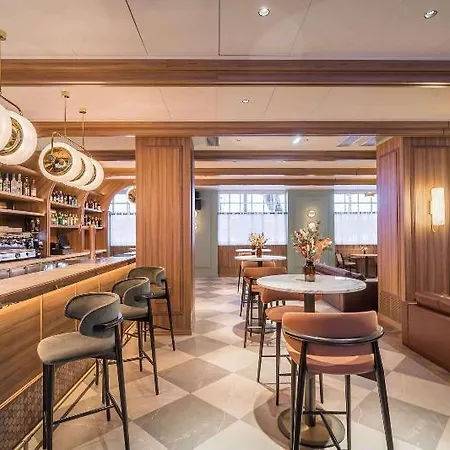 Hotell Estacion Royal Hideaway 5*