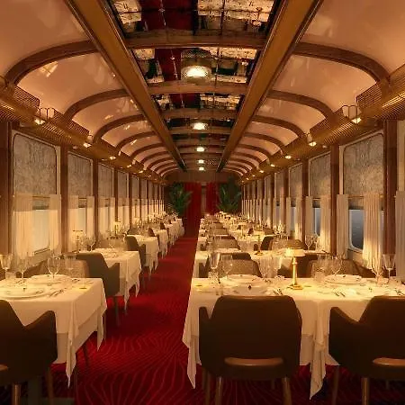 Estacion Royal Hideaway