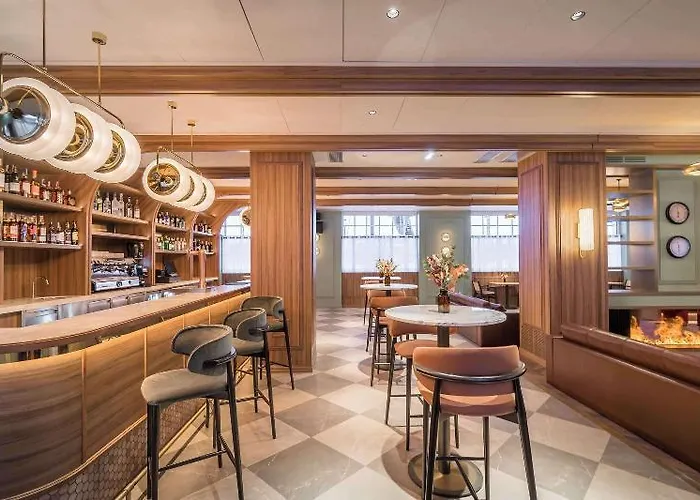 Hotell Estacion Royal Hideaway 5*