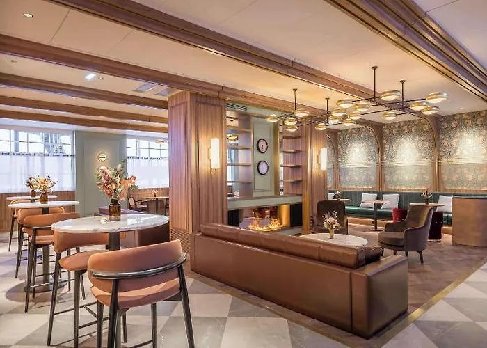 Hotell Estacion Royal Hideaway 5*