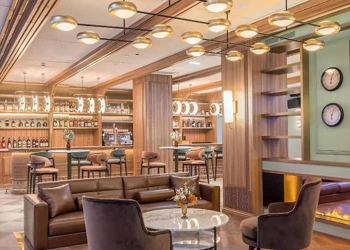 Estacion Royal Hideaway 호텔 5*