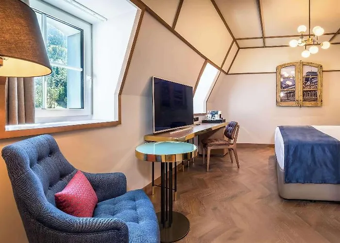 Estacion Royal Hideaway 5* 칸프랑크